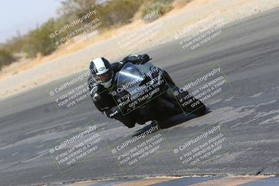 media/Mar-28-2022-Superbike Trackdays (Mon) [[b8603d0f67]]/Open Track Time/Turn 3 Inside/